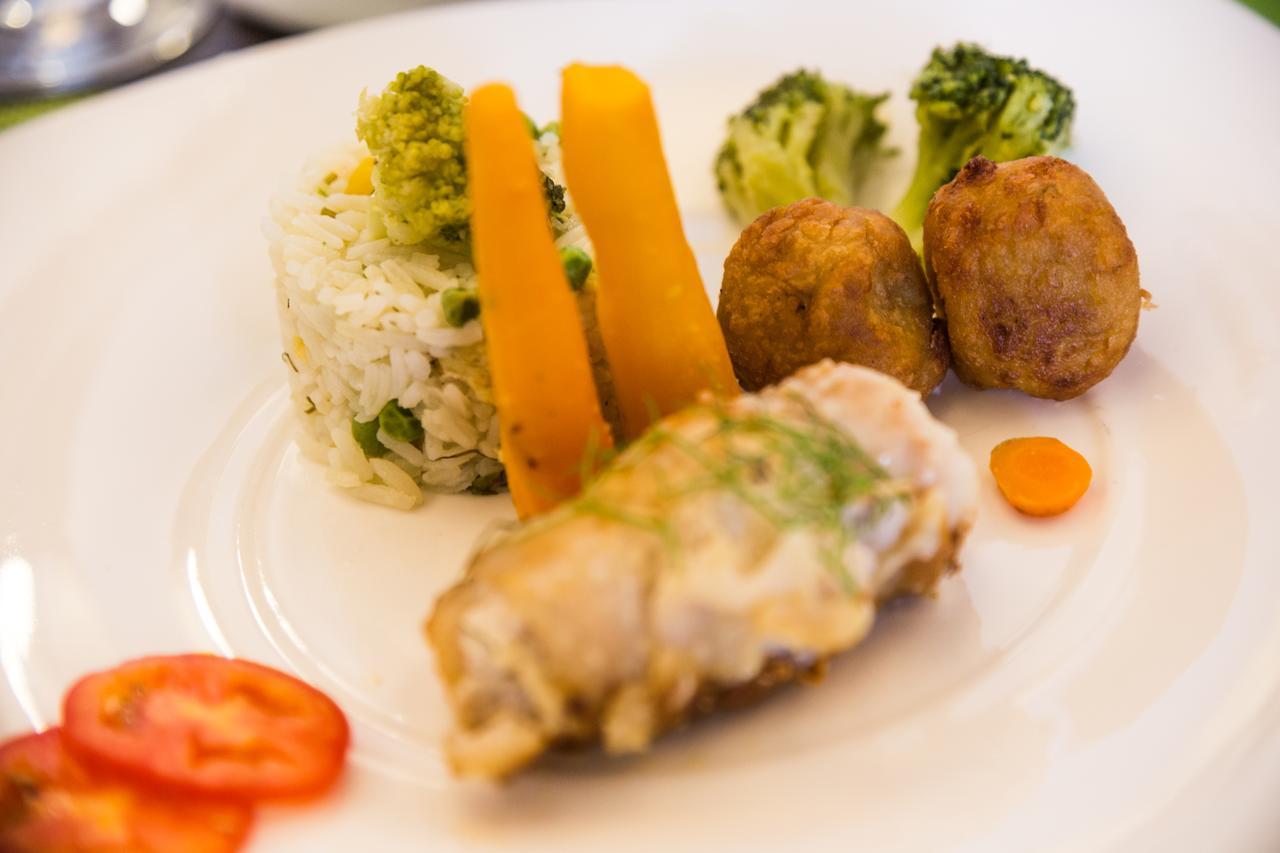 Nobila Airport Hotel Cotonou Ngoại thất bức ảnh